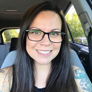 Meet your Posher, Melissa